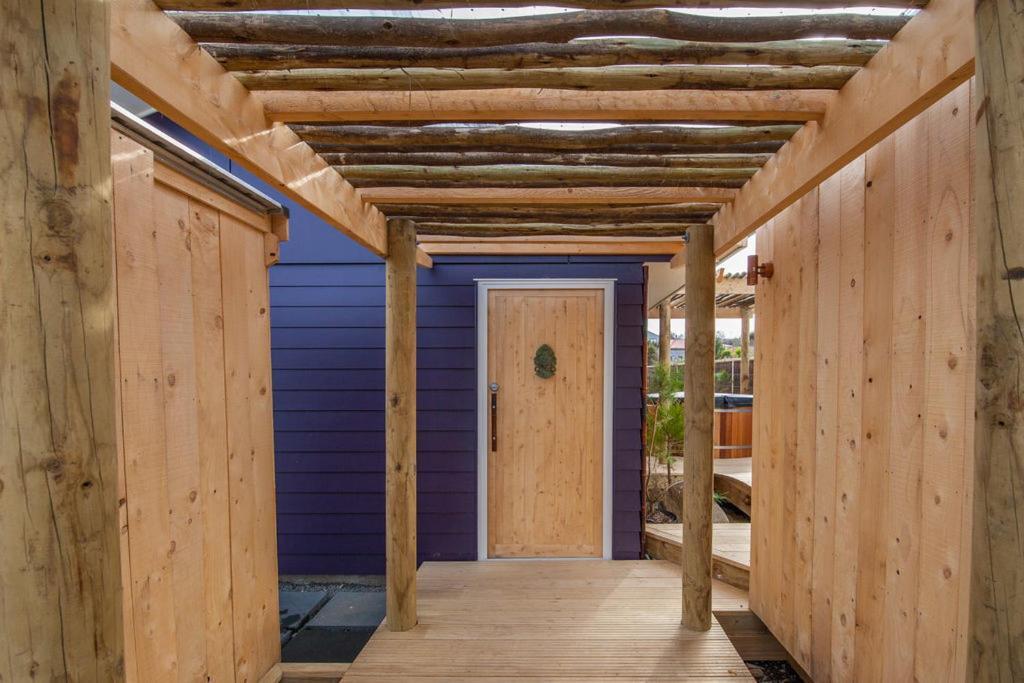 The Purple House - Ohakune Home With Spa Pool Екстер'єр фото